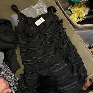 Ruffle express tanks nwt